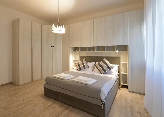 Modern And Cozy + 2Bdr + Ostiense